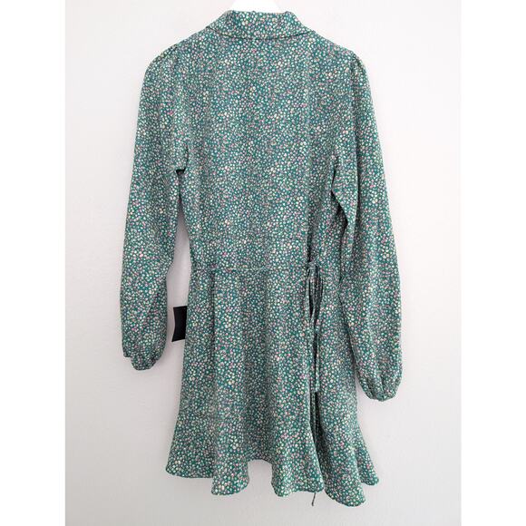 NWT Lulus Totally Cute Time Green Floral Collared Wrap Mini Dress Sz Large - Picture 3 of 7